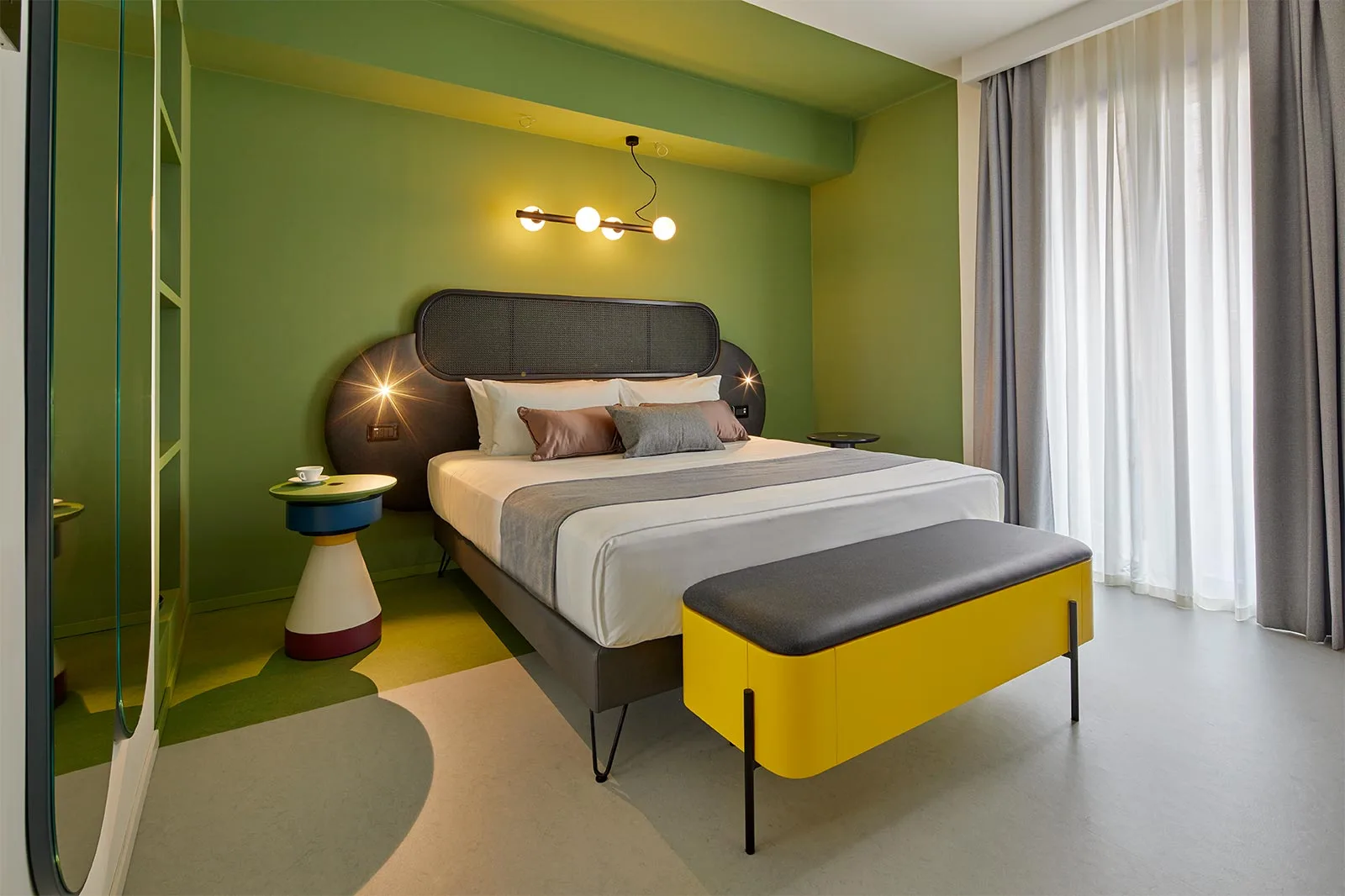 arredamento hotel demo camera colore forme