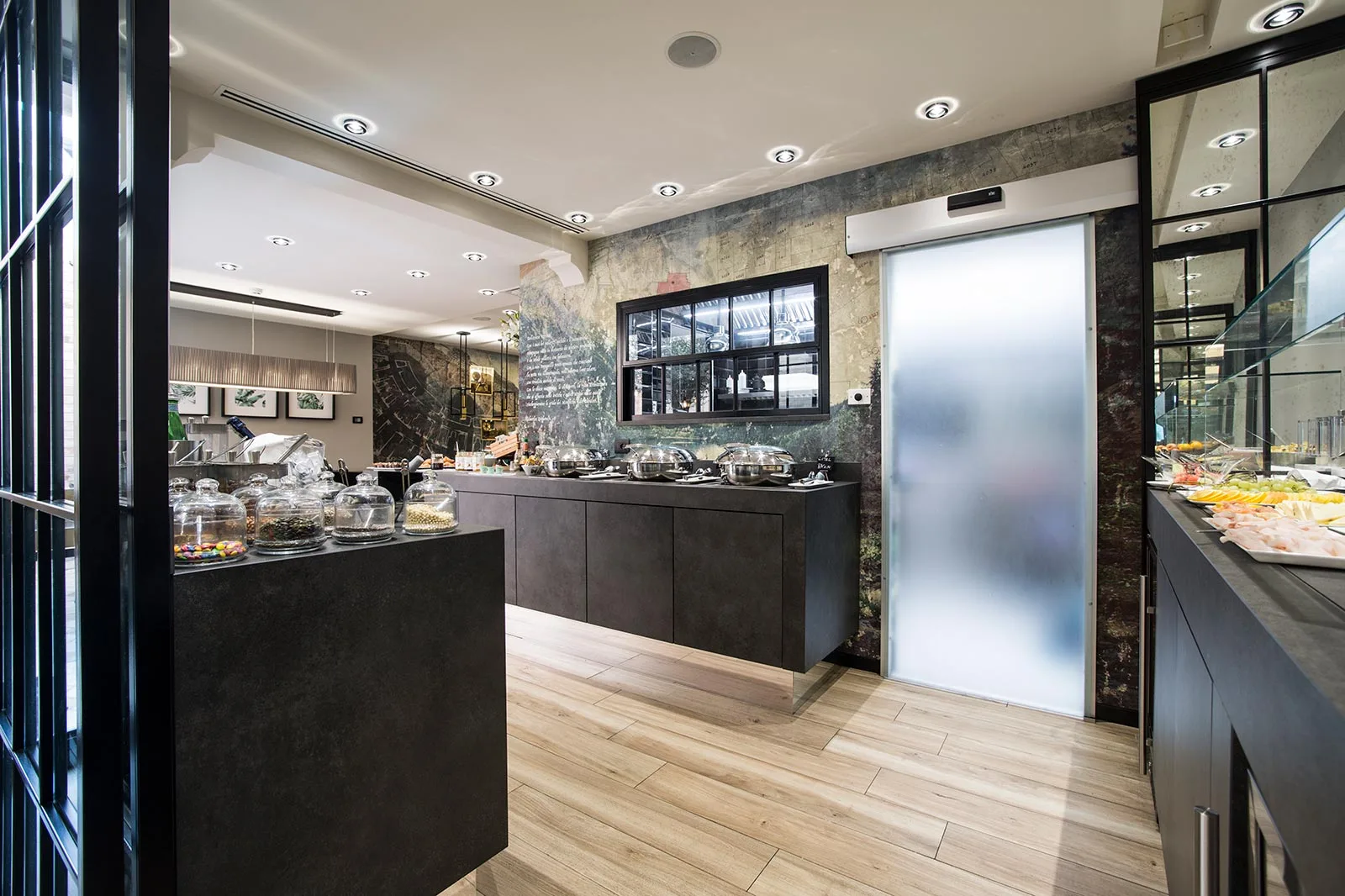 arredamento sala colazioni hotel lusso mobili buffet