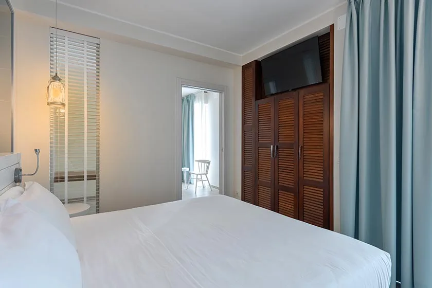 arredamento hotel minimal dettaglio armadio