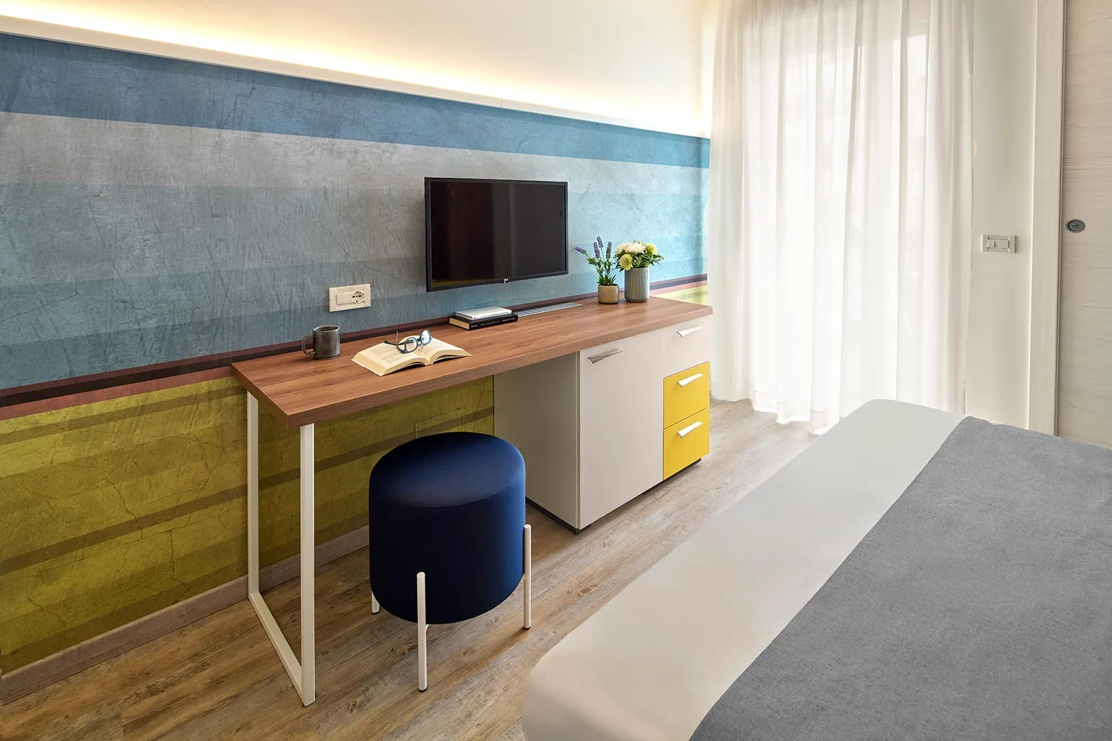 arredamento hotel nuovo concept rivestimento carta da parati