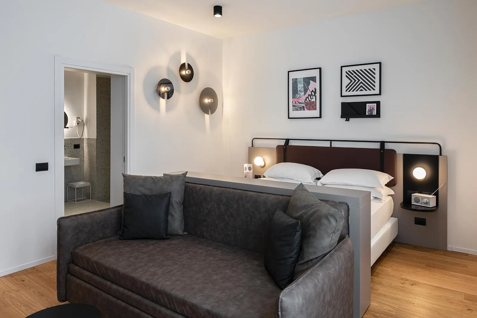 arredamento realizzazione hotel moderno camera generale