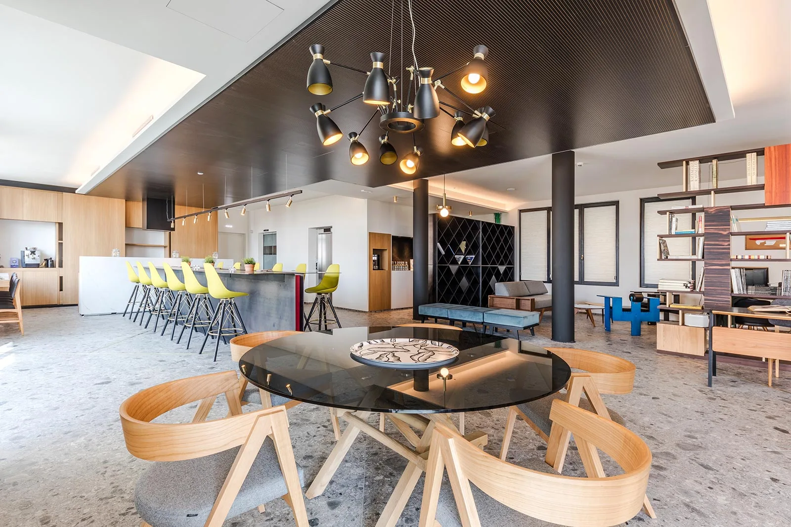 realizzazione management boutique hotel lago minimal generale ingresso