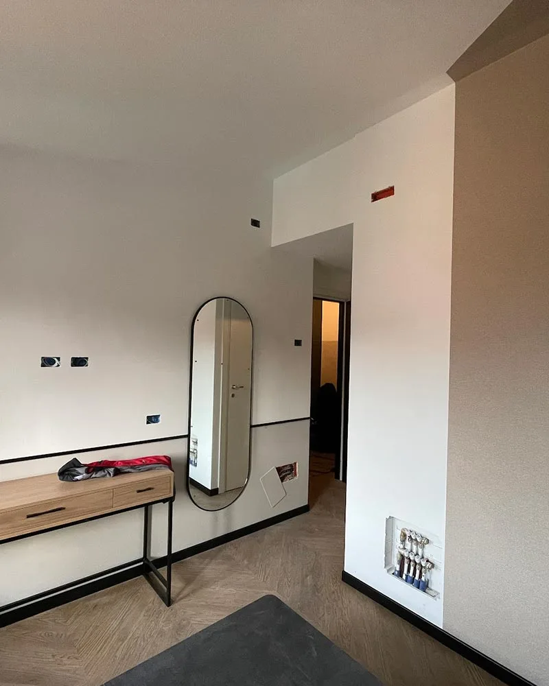ristrutturazione hotel minimal neutro montaggi camere
