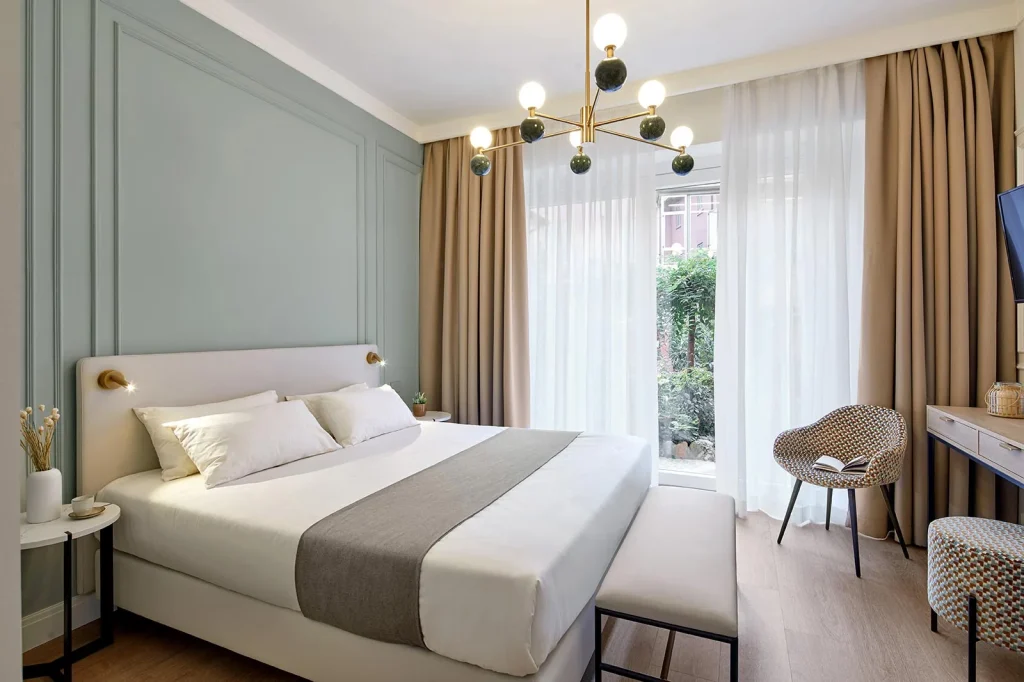 arredamento hotel stile moderno colori camera letto