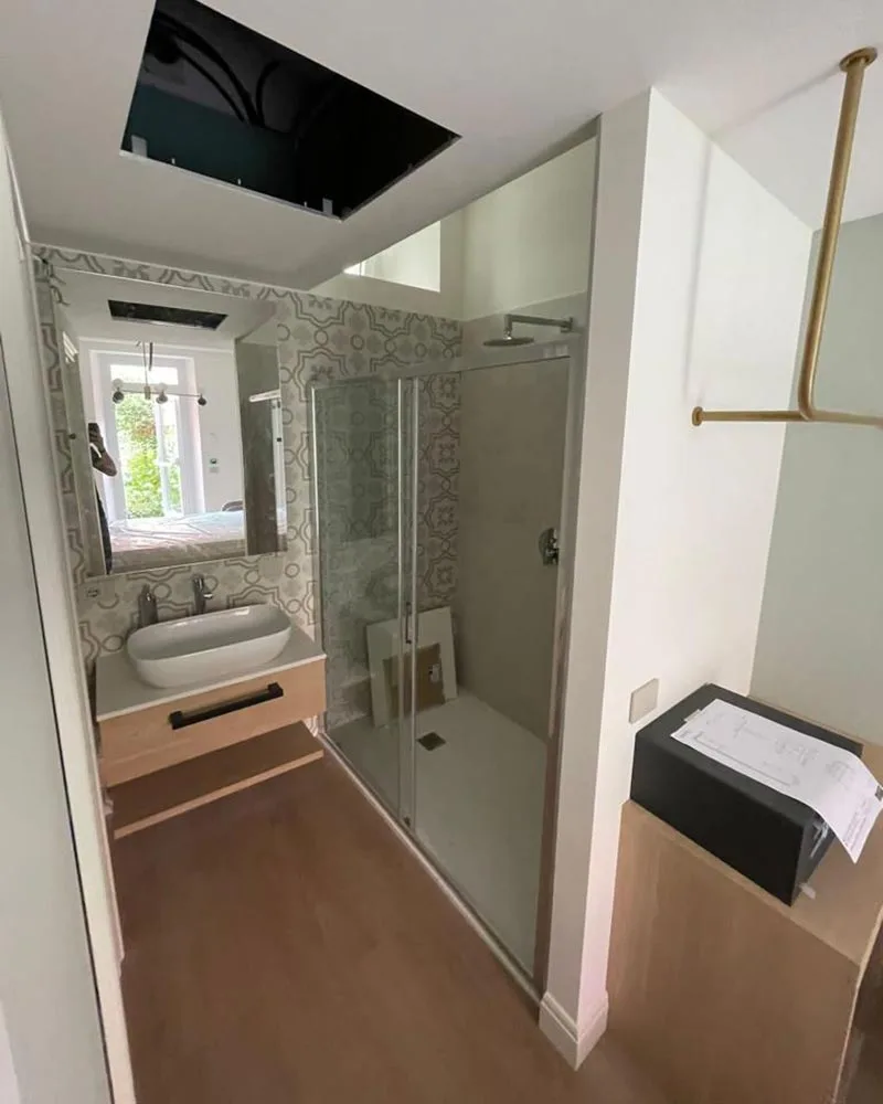 ristrutturazione completa hotel rustico moderno montaggio arredi